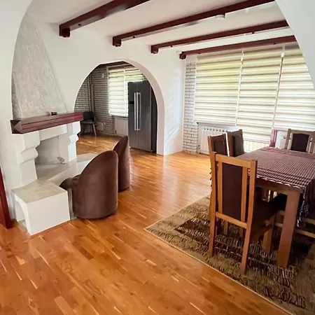 Happyland Family * Сараево